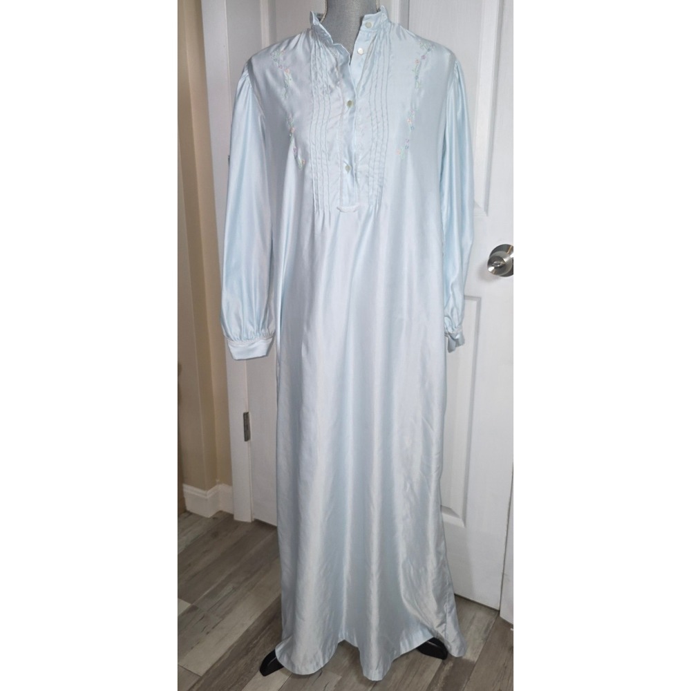 Vintage Barbizon Light Blue Satin Nightgown Embroidered Pintuck Maxi Gown L